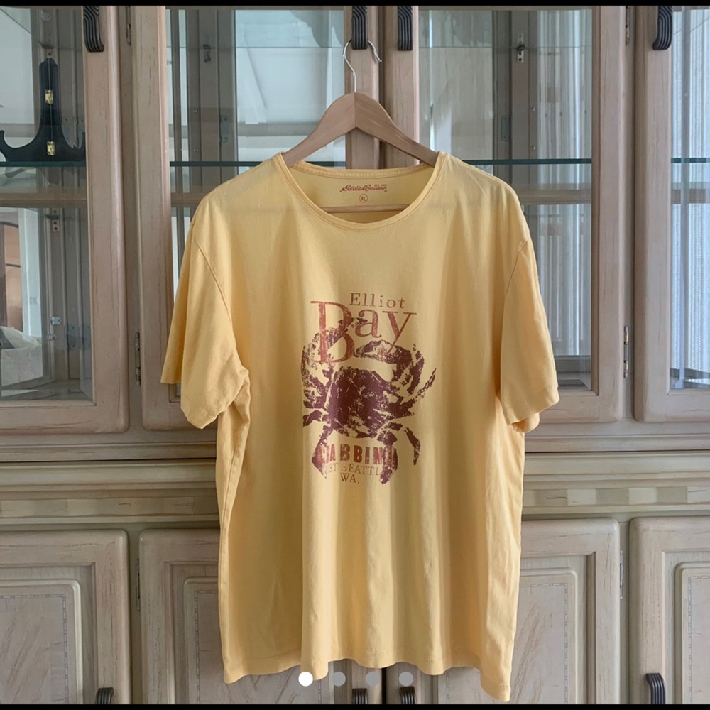 Single stitch crabbing eddie bauer tee
